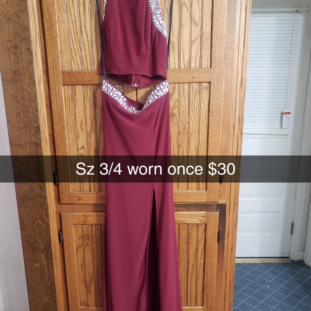 Junior dress